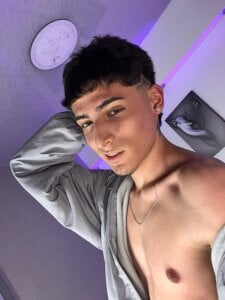 Public de MateoMitchell  2 photos