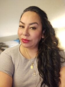 SamyHot2025 Public Pic