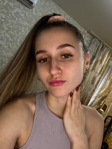 Ave_Costly Public Foto 5