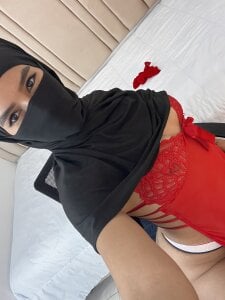 _shalimar I Am not a promise, I Am temptation Pic 3