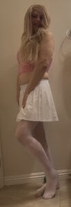 balad13 Late night photo shoot in miniskirt Pic
