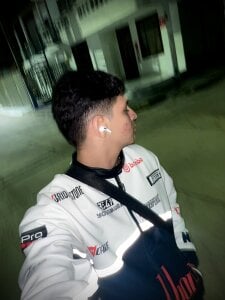 RobinLenoxx Noche tranquila ☺️ Pic 2