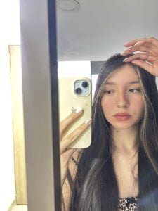 Glowsiren Public Pic 2