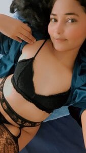 Elayha_28 HAPPY FRIDAY Billede 3