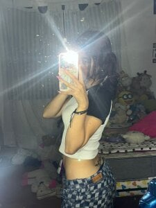 CamiTeaseX_ Public Pic 3