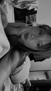 Milaac_ Public Pic 2