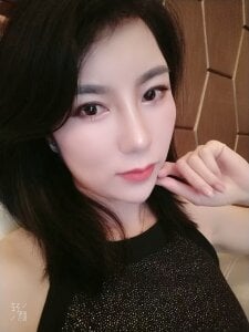 YDyyds01 成熟少妇 Gambar