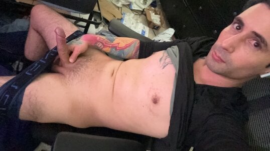 Rylan_Chase: Public ( 7 фото)