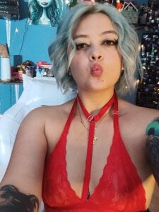 Amy_vr's Red Girl♥ Sex Photo 1