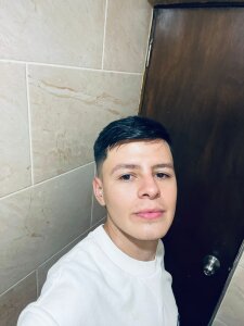 thiago_valmont 👅 Pic