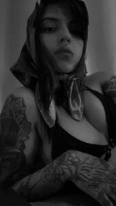 HeatherDemonzx2 Public Pic 7