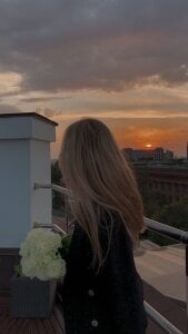 Arya_Bell Public Pic 2