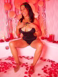 erika_ortiz happy san valentine Pic 2