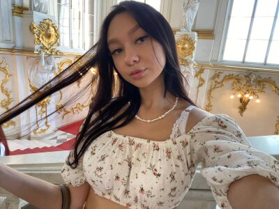 KristaLarmon Public Foto 5