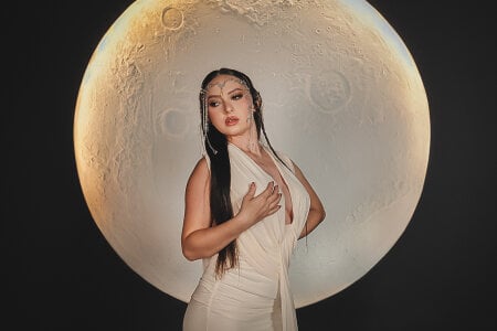 AliceHarper_ Moonlit Oracle Gambar