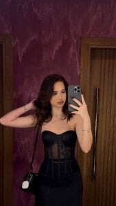 LornaBuffkin Beautiful dress Pic 2