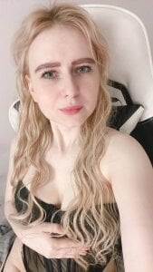 Shiny_Liss Public  3. fénykép