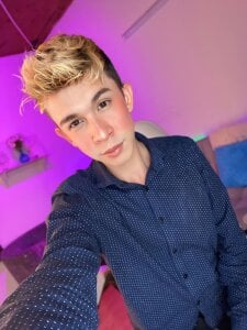 Juaan_Diick Relaxing day in my transmission Pic 3