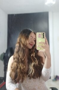 Alice_bloom_ my hair and a style Pic