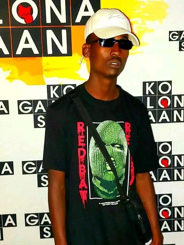 Fuckerblac 热门图片 6064