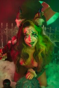 foxxy_lover Public Pic 3