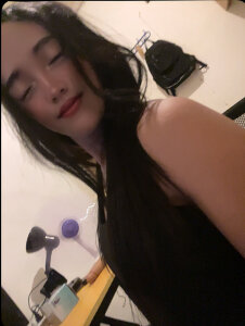 TheWhore_Maicaliciousness Public Fotka 6