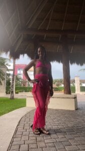 OneNiteOnlyQueenB Public Kuva 4