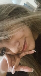 IsabellaClarkeC I’m live now, 8:30 AM to 3:30 PM (Colombia) 🌺 I woke up craving your eyes on me… soft hands, slow t Pic 2