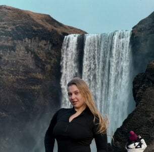 AvelynFrey My Christmas trip to Iceland 😍 Pic 2