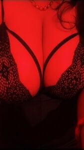 MONA_DARLING31 Public Pic 3