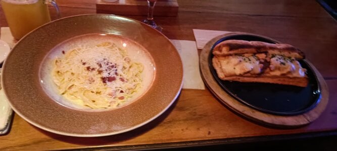 tiffanybrowm Delicious food and drinks🍸 Pic 6