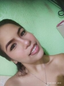 Madison_camhot