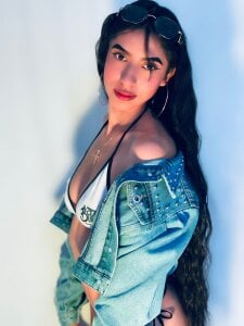 Camila_Reyess_