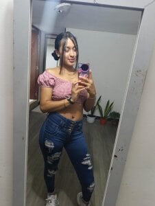 Kendall_b Public Pic 4