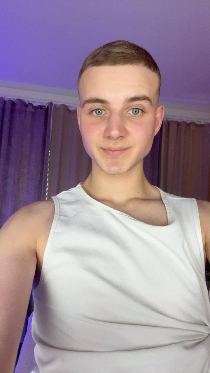 HereAlexColee Trending Plaatje 5330