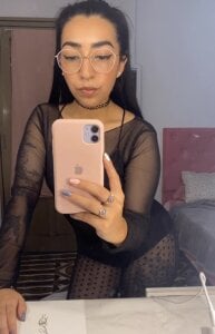 Yani-14 Public Pic 3