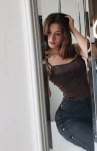 AnnaLeexh A love story Pic 2