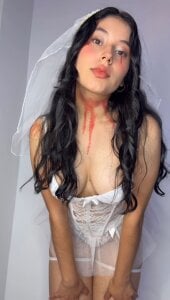 👻👻 de Violet_Blazee  2 Imagens