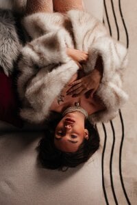 Emilia_mala: White Shine <2> ( 3 фото)