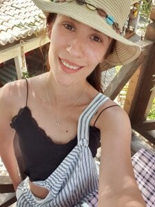 LaurynCopper Just me Pic 6