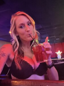 mmmkjay Welcome! Pic 6