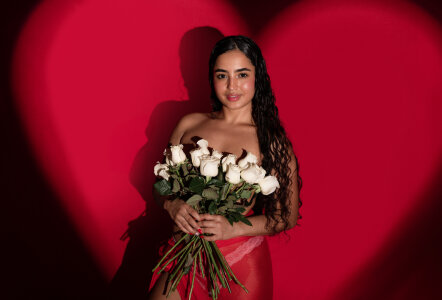 Emma_Thompssonn valentine's day Gambar 3