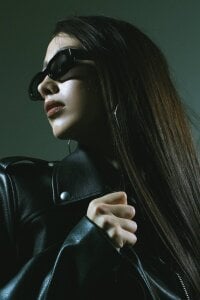 DeliaPesta sexy me Hình 4