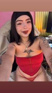 Valu_euphoria Doll? 🌸 Gambar 4