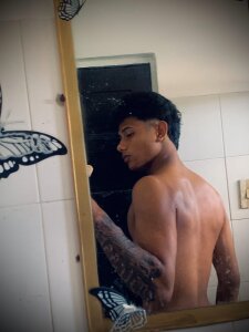 andrew_myersx Public Pic 2