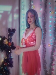 Preparing for Christmas 🎄😁 Lets feel Christmas vibe 😊 od SapphireEve  2 snímek