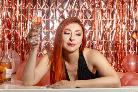 EmilyyRed Happy New Year Pic 3