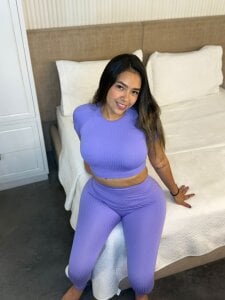 KatieBoison Public Pic 2