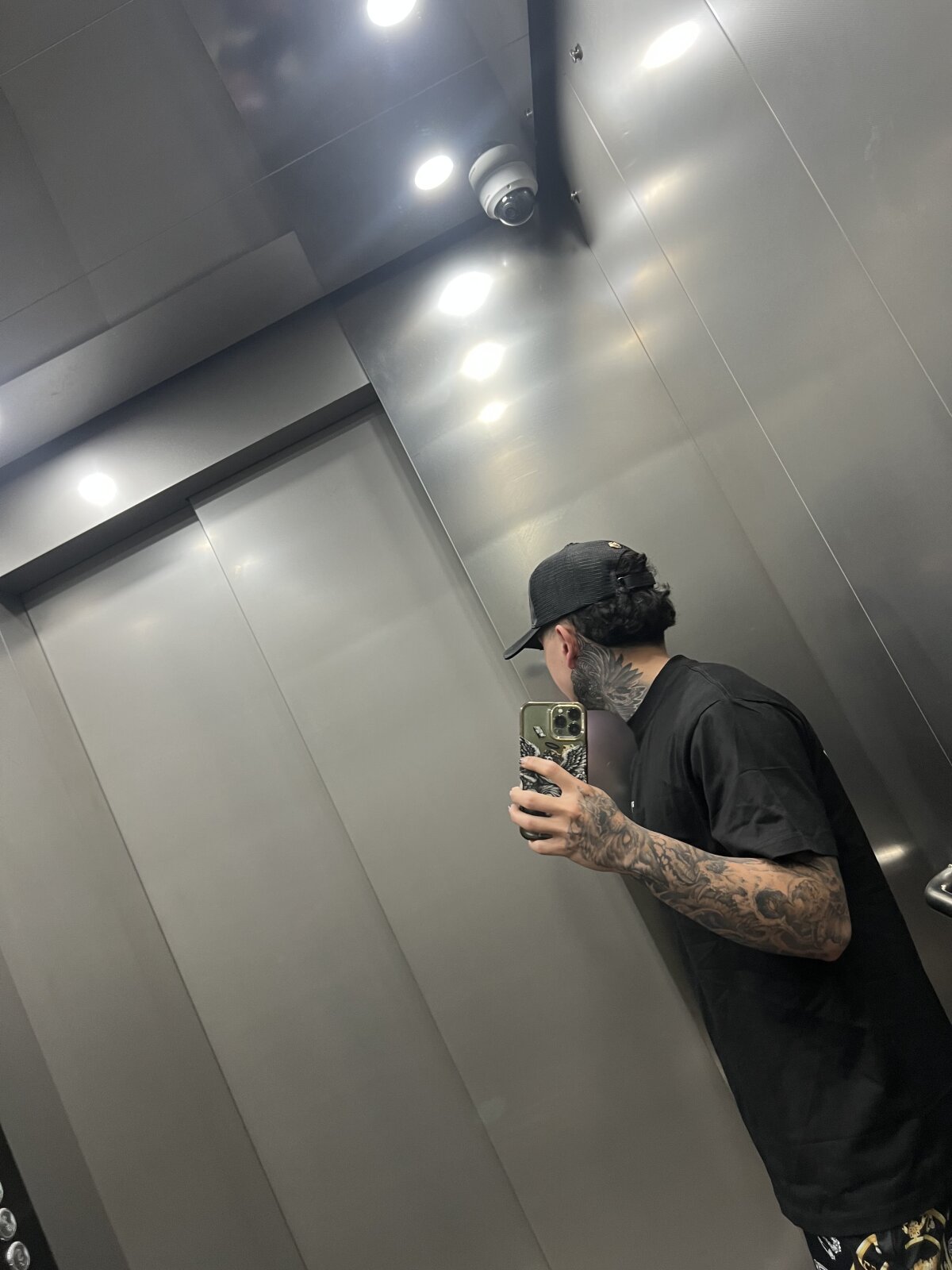 صور Kevin22_222 الرائجة  1306