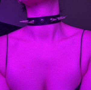 Iris_Needles A few outfits Pic 2